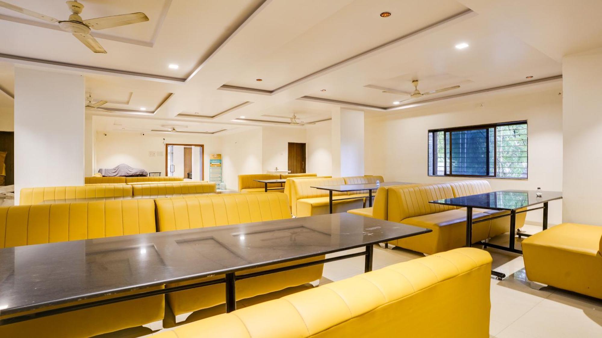 Fabhotel Kiara Govind Park Shirdi Bagian luar foto