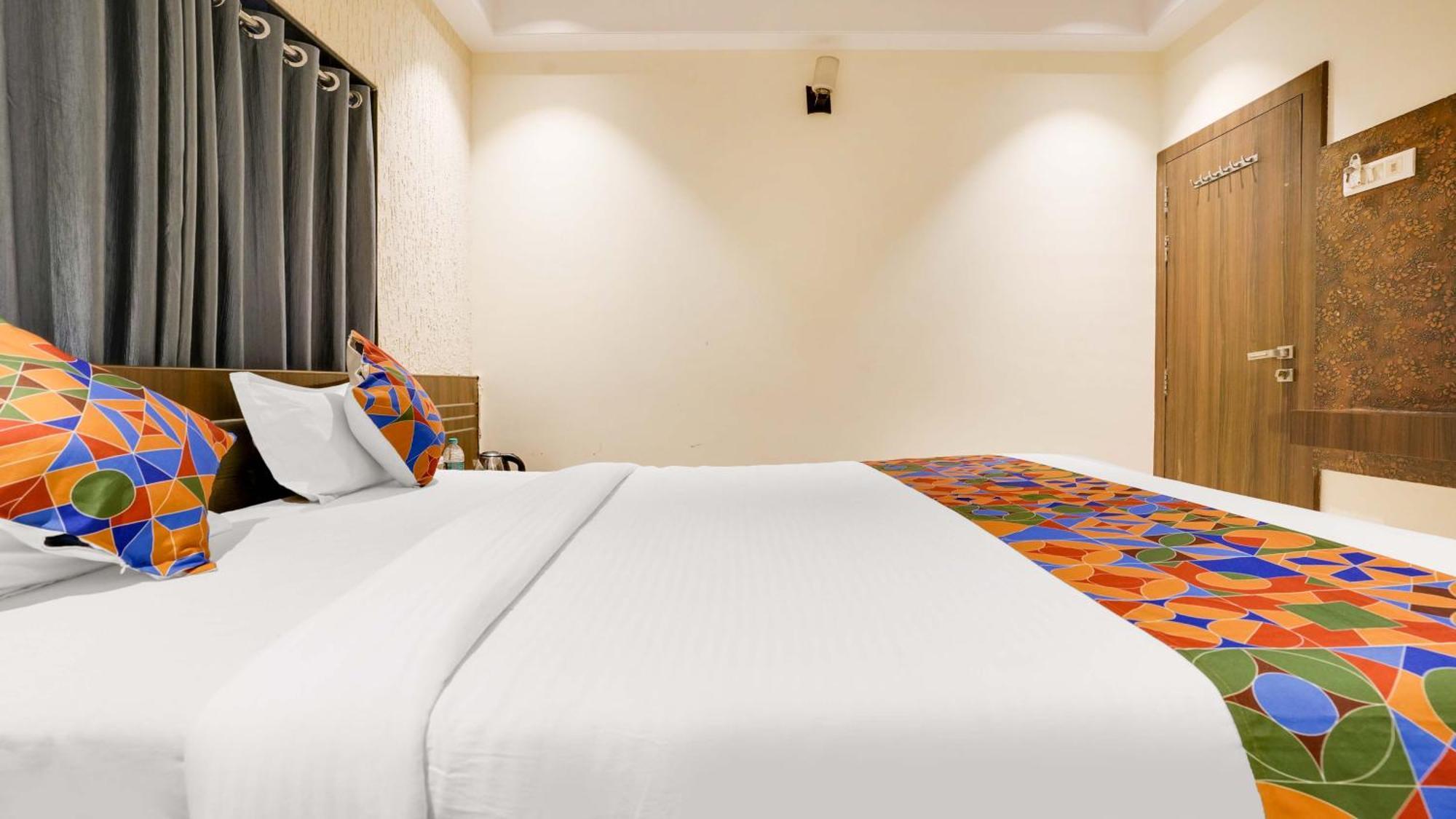Fabhotel Kiara Govind Park Shirdi Bagian luar foto