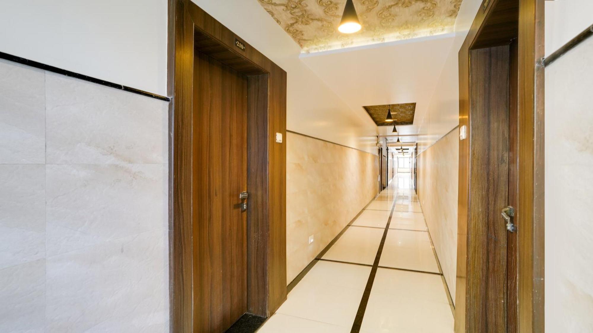 Fabhotel Kiara Govind Park Shirdi Bagian luar foto