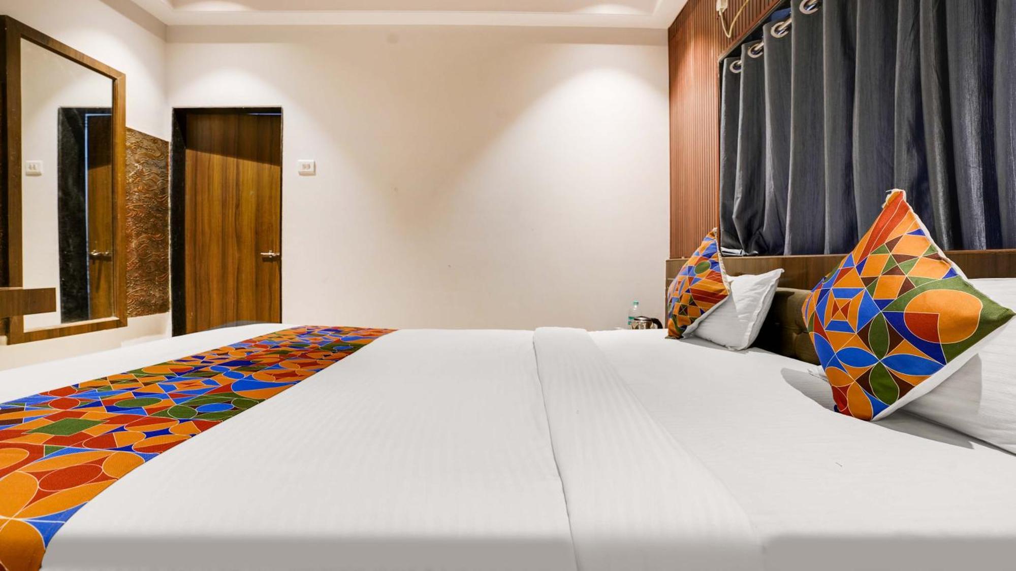 Fabhotel Kiara Govind Park Shirdi Bagian luar foto